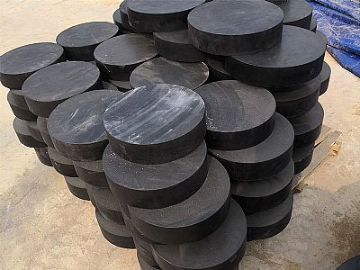 古交市板式橡胶支座由若干层橡胶片与薄钢板经加压硫化